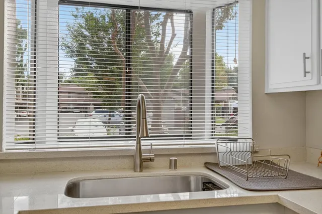 $295,000 | 5333 Primrose Drive, Unit 43A, Fair Oaks, CA 95628