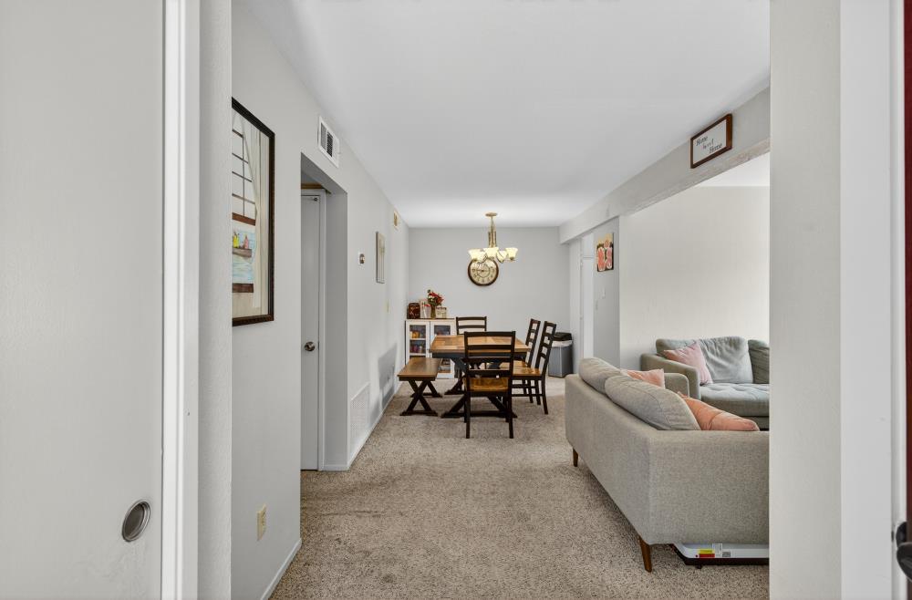 5333 Primrose Drive, Unit 43A Fair Oaks, CA 95628 - Photo 4 of 34