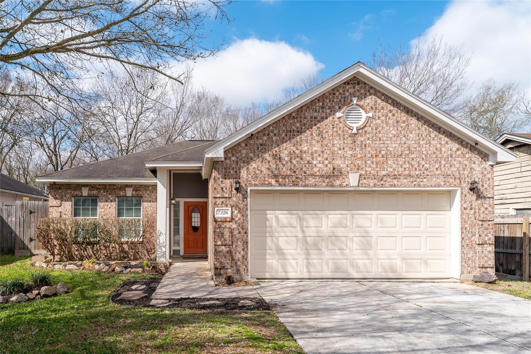 7326 Conley Street Houston, TX 77021 - Photo 1 of 20