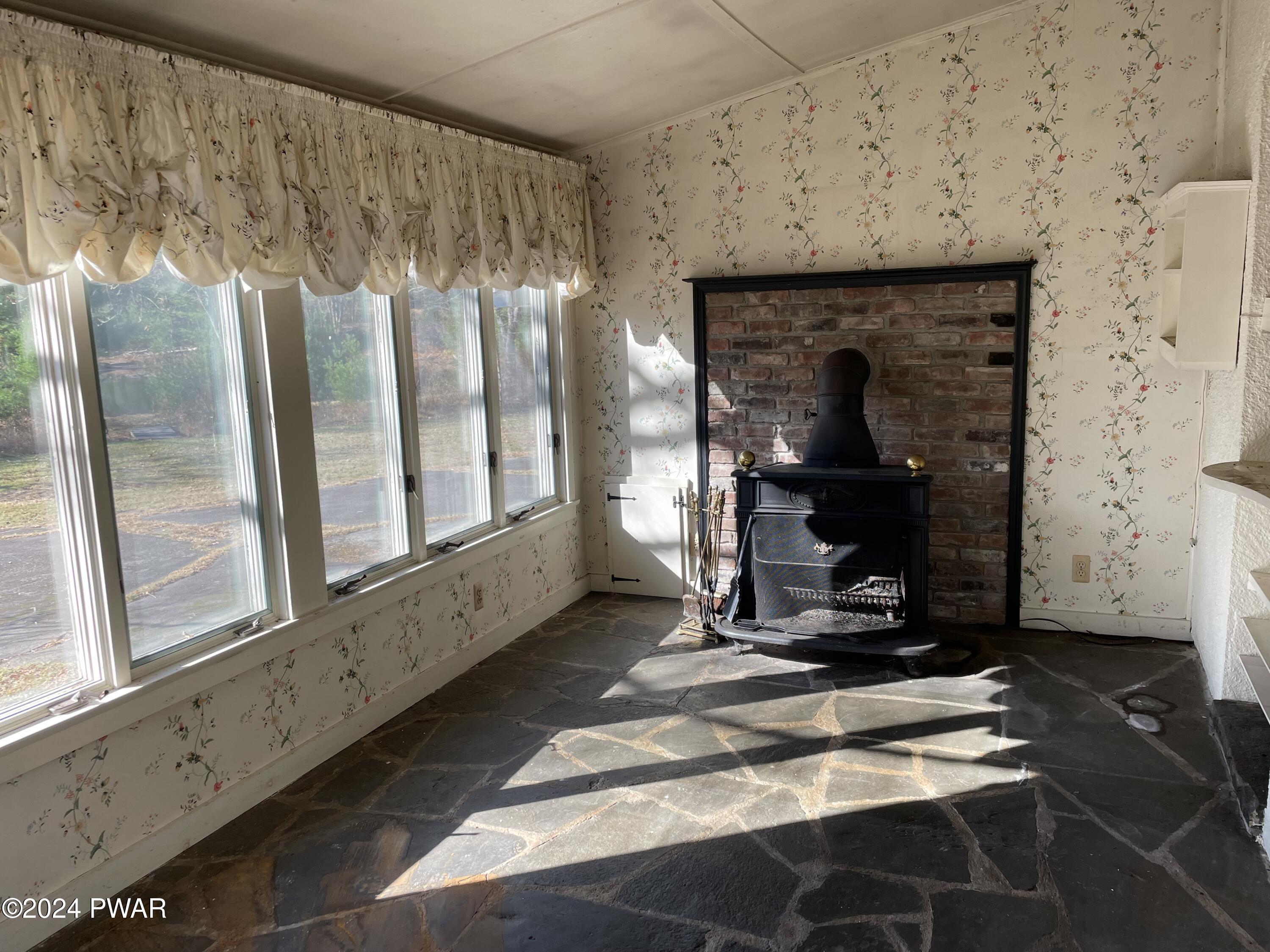 155 Weber Road Milford, PA 18337 - Photo 7 of 26 Family Room