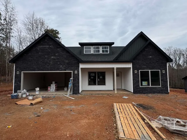 $372,900 | 169 Nicholls Drive, Spartanburg, SC 29301