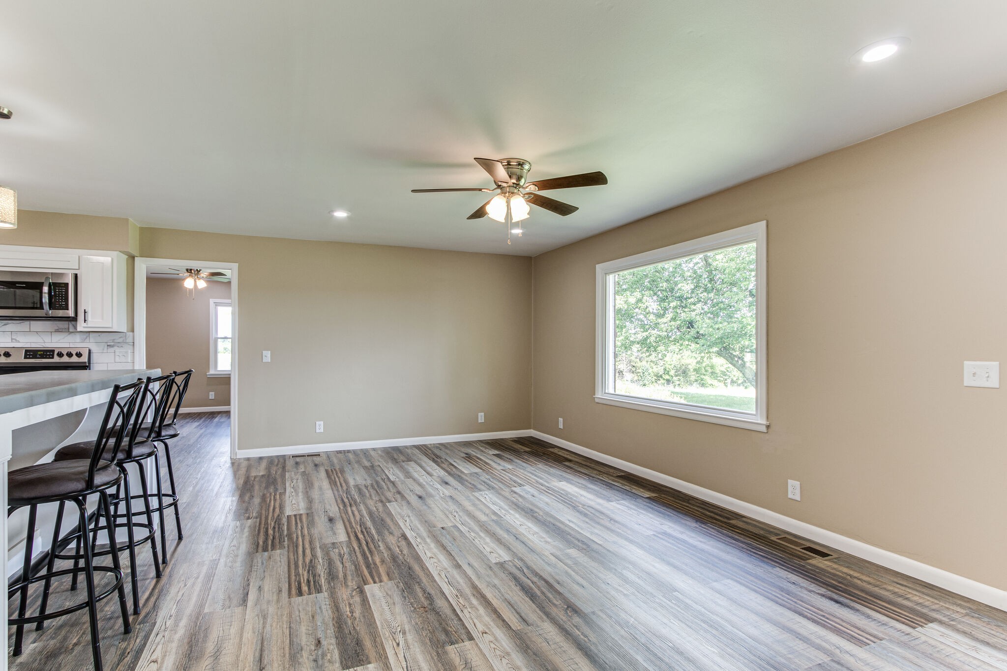 704 River Ranch Road Shelbyville, TN 37160 - Photo 4 of 32 Gallery Image 4