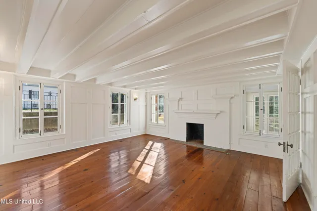 $349,900 | 166 South Craft Street, Holly Springs, MS 38635