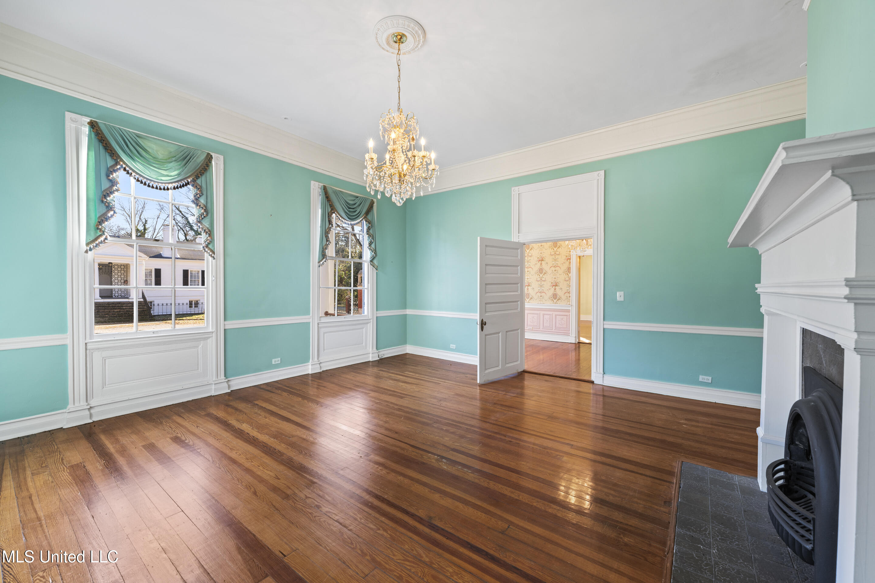166 South Craft Street Holly Springs, MS 38635 - Photo 6 of 22 Den