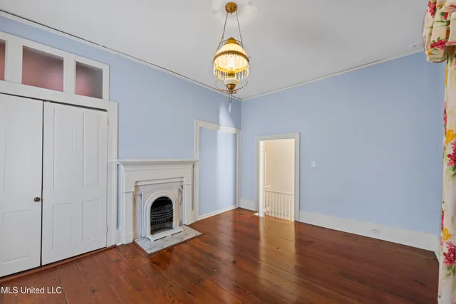 $349,900 | 166 South Craft Street, Holly Springs, MS 38635