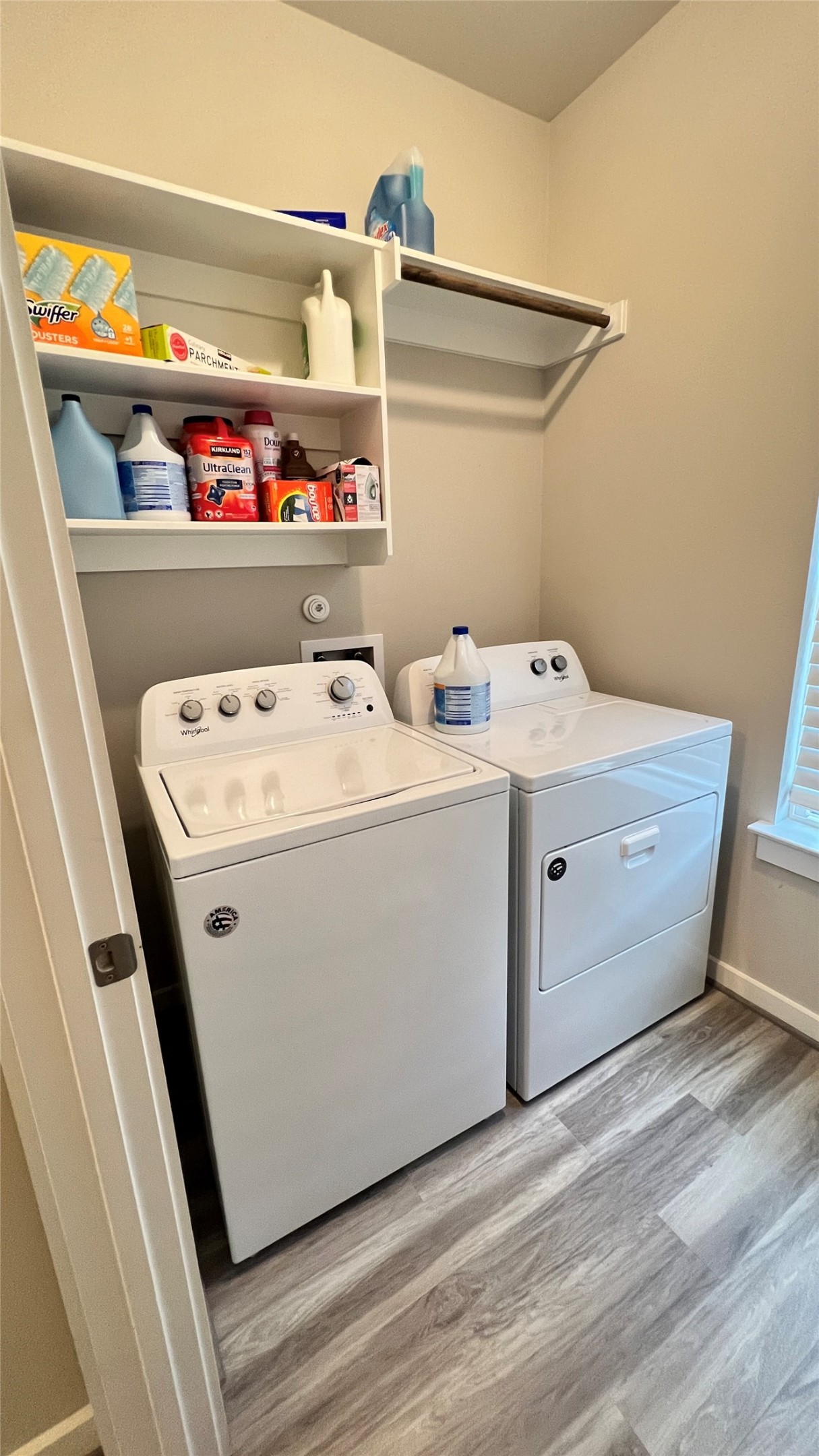 600 D Knopper Street Pflugerville, TX 78660 - Photo 17 of 24 a utility room with dryer and washer