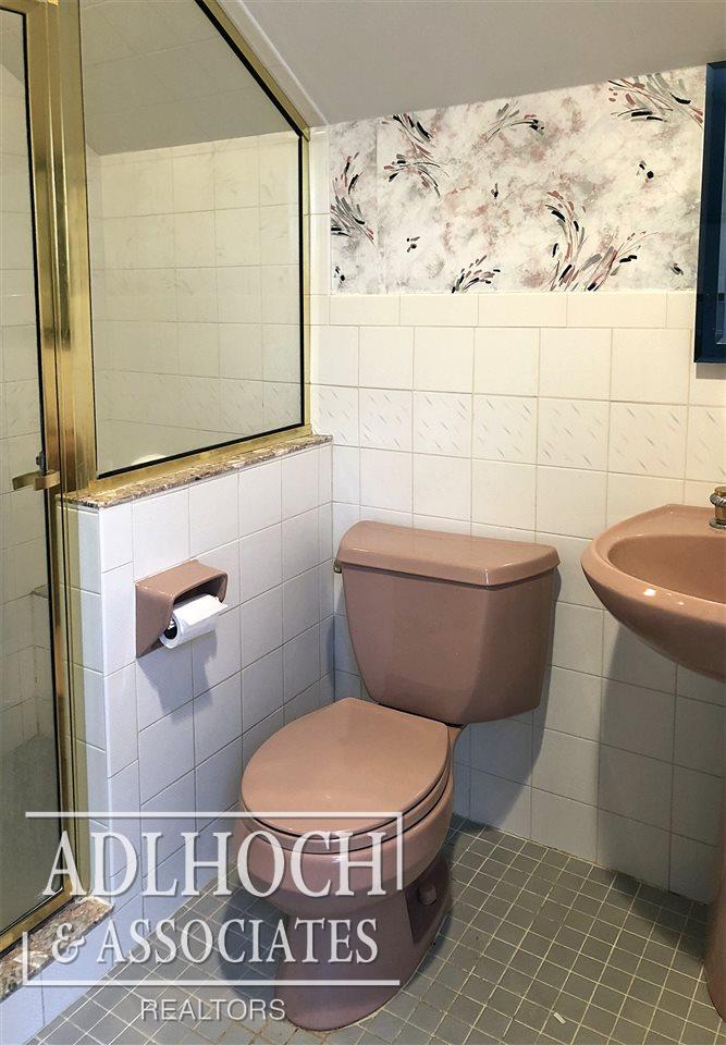 379 Ridgemont Road Grosse Pointe Farms, MI 48236 - Photo 12 of 16
