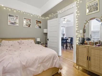 $2,349,000 | 863 West Newport Avenue, Chicago, IL 60657