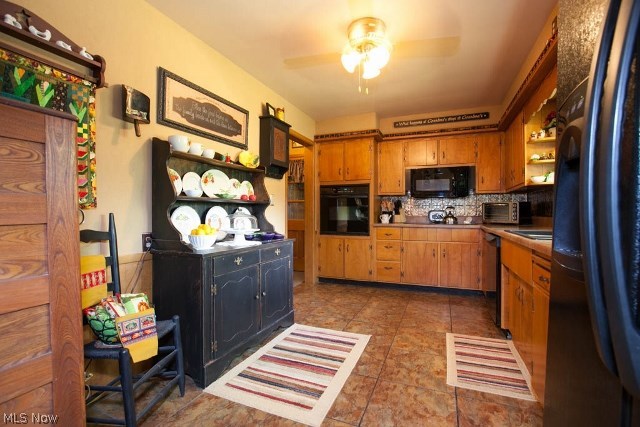 12809 Webster Road Strongsville, OH 44136 - Photo 9 of 35 Gallery Image 9