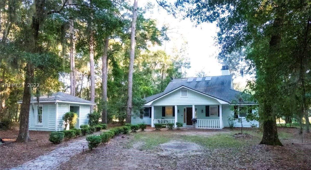 Front View of Home