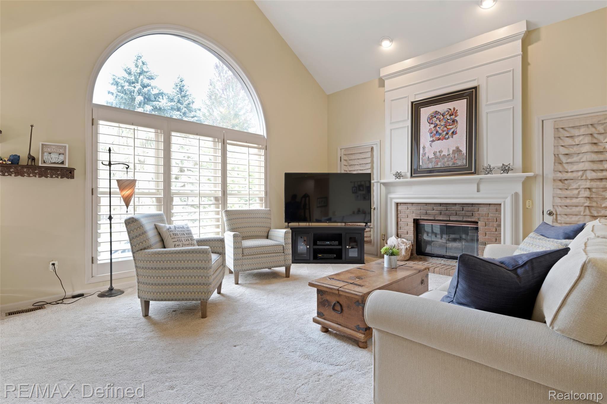 1703 Devonwood Drive Rochester, MI 48306 - Photo 17 of 43 1703-Devonwood-Dr-18.jpg