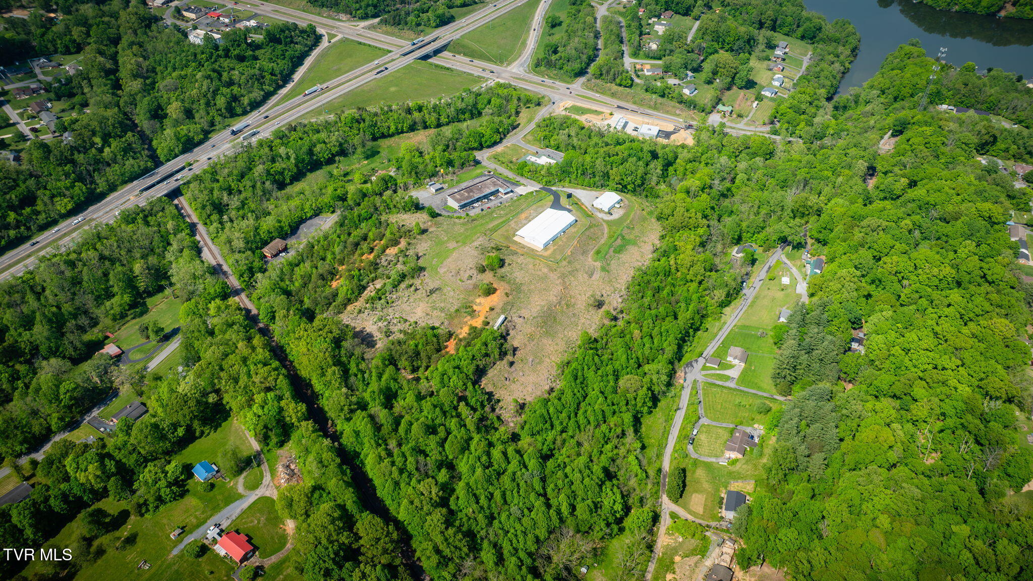 1216 West Shipley Ferry Road, Unit 7 Kingsport, TN 37663 - Photo 4 of 11 104