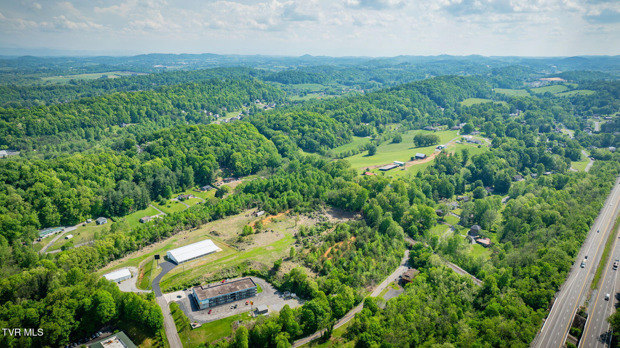 1216 West Shipley Ferry Road, Unit 7 Kingsport, TN 37663 - Photo 9 of 11 109