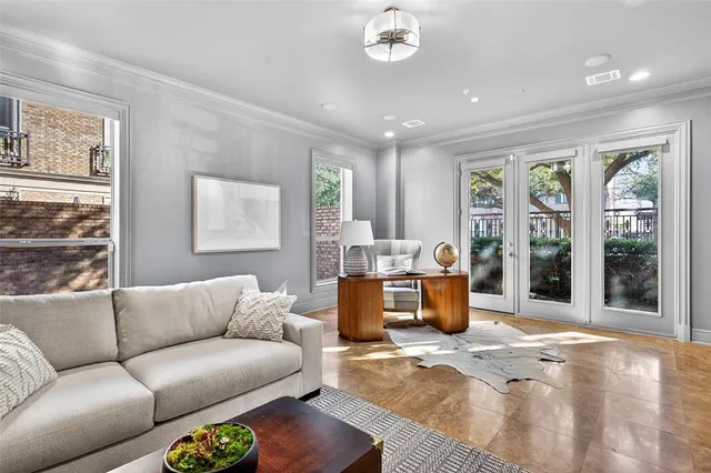 $1,195,000 | 6615 Bandera Avenue, Unit 1A, Dallas, TX 75225