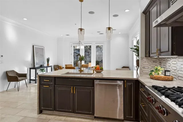 $1,195,000 | 6615 Bandera Avenue, Unit 1A, Dallas, TX 75225