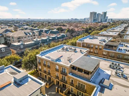 a picture of city view