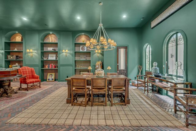 a view of walk in closet