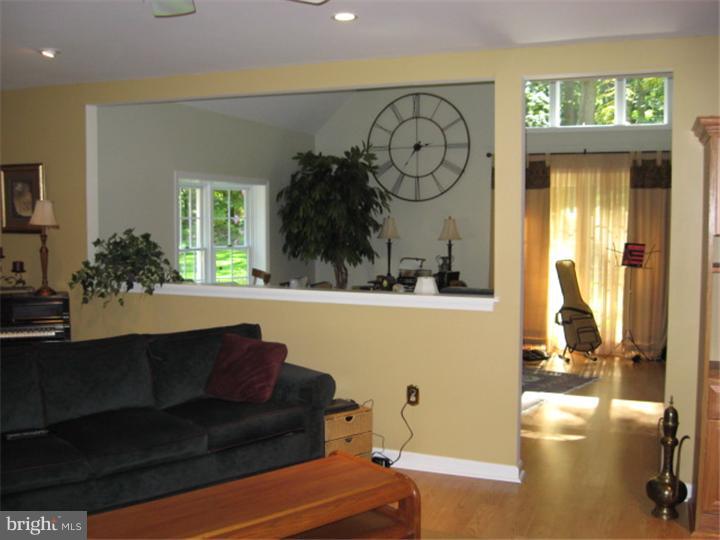 3209 Mink Road Kintnersville, PA 18930 - Photo 4 of 13 Living Room