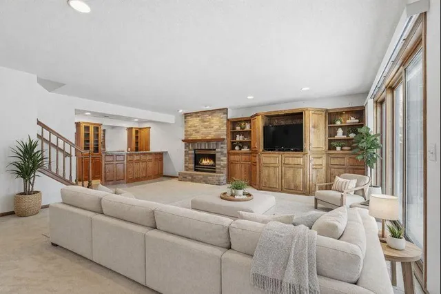 $615,000 | 2510 Wexford Court, New Brighton, MN 55112