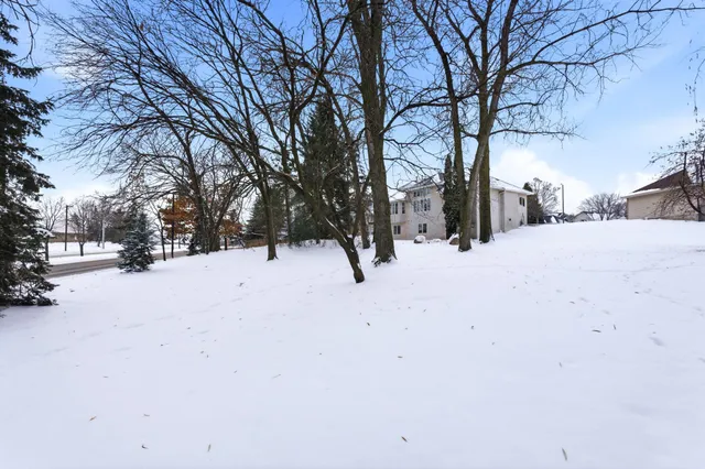 $615,000 | 2510 Wexford Court, New Brighton, MN 55112