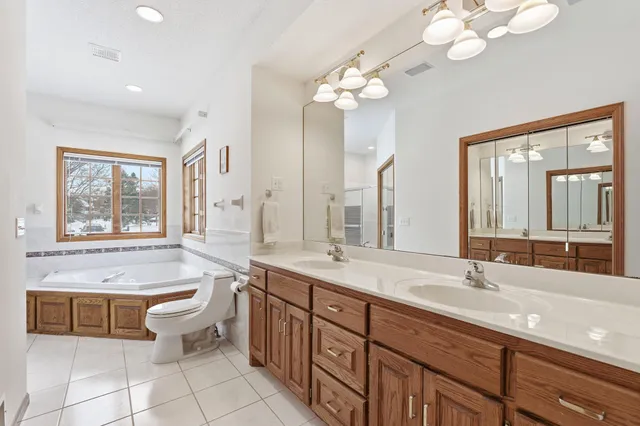 $615,000 | 2510 Wexford Court, New Brighton, MN 55112