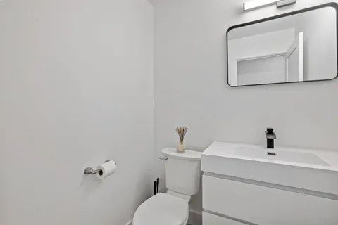 $499,000 | 257 Weirs Boulevard, Unit 4, Laconia, NH 03246