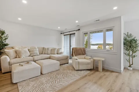 $499,000 | 257 Weirs Boulevard, Unit 4, Laconia, NH 03246