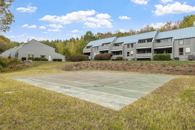 $499,000 | 257 Weirs Boulevard, Unit 4, Laconia, NH 03246