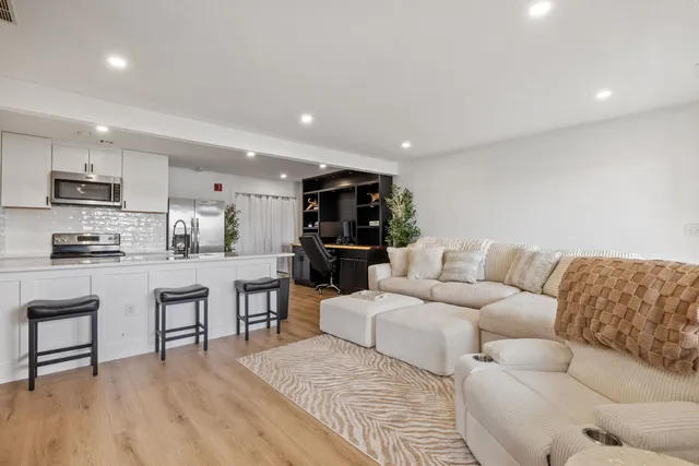 $499,000 | 257 Weirs Boulevard, Unit 4, Laconia, NH 03246