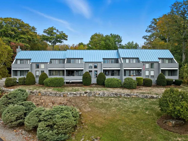 $499,000 | 257 Weirs Boulevard, Unit 4, Laconia, NH 03246