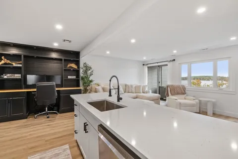 $499,000 | 257 Weirs Boulevard, Unit 4, Laconia, NH 03246