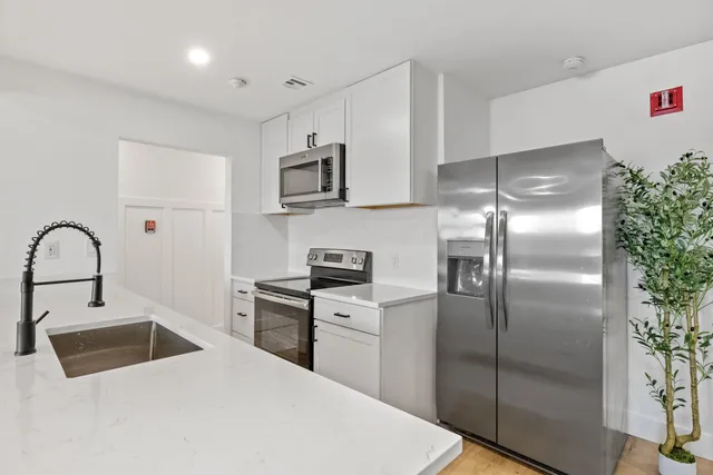 $499,000 | 257 Weirs Boulevard, Unit 4, Laconia, NH 03246