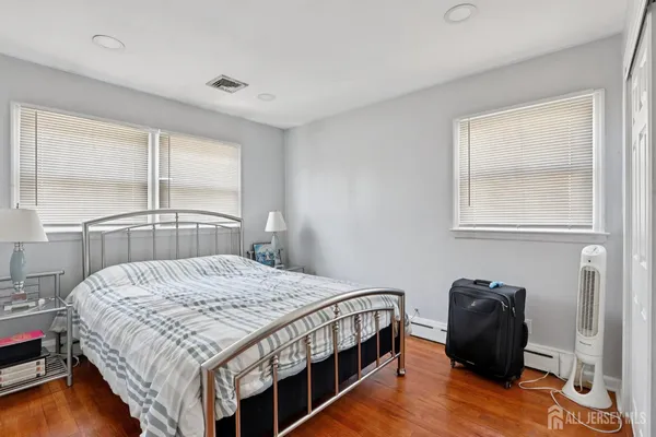 $790,000 | 51 Prospect Avenue, Edison, NJ 08817