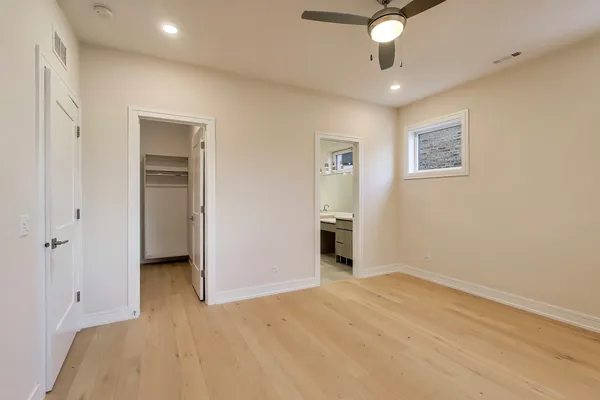 $435,000 | 4351 South Vincennes Avenue, Unit 2, Chicago, IL 60653