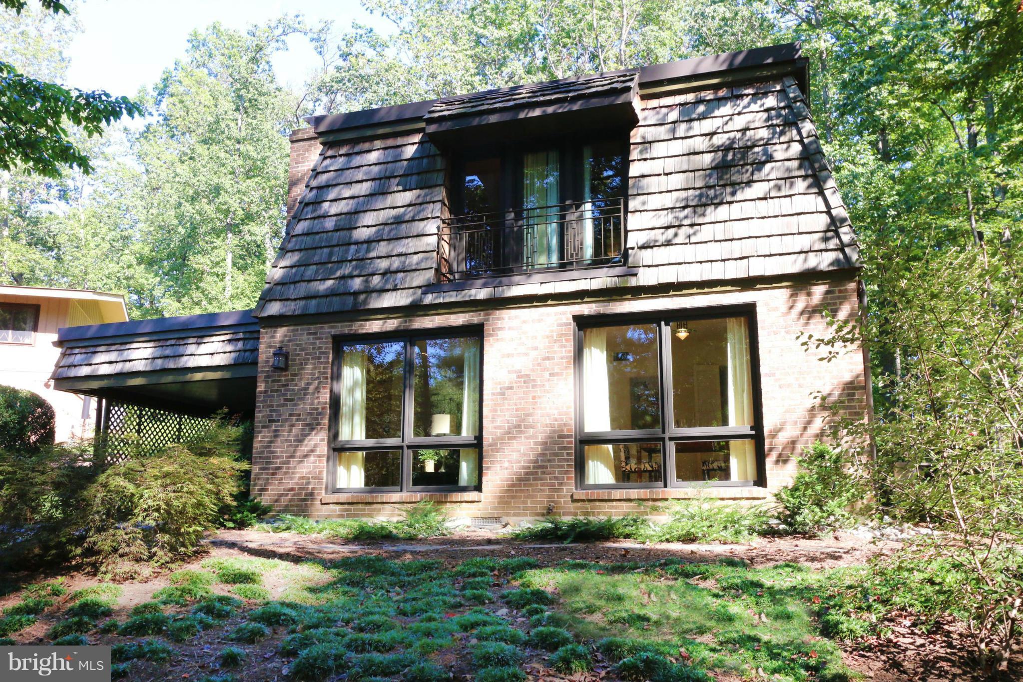 11235 South Shore Road Reston, VA 20190 - Photo 23 of 27 Exterior (Front)