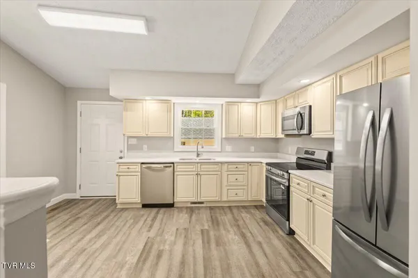 $349,900 | 701 Hemlock Street, Elizabethton, TN 37643