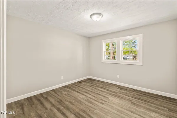 $349,900 | 701 Hemlock Street, Elizabethton, TN 37643