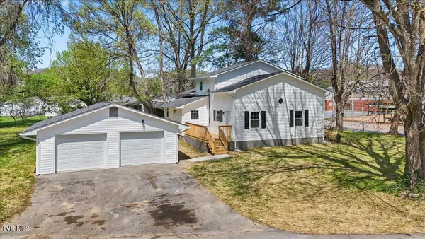 $349,900 | 701 Hemlock Street, Elizabethton, TN 37643