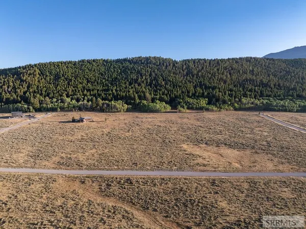 $349,000 | 3720 Fisher Pointe Drive, Island Park, ID 83429