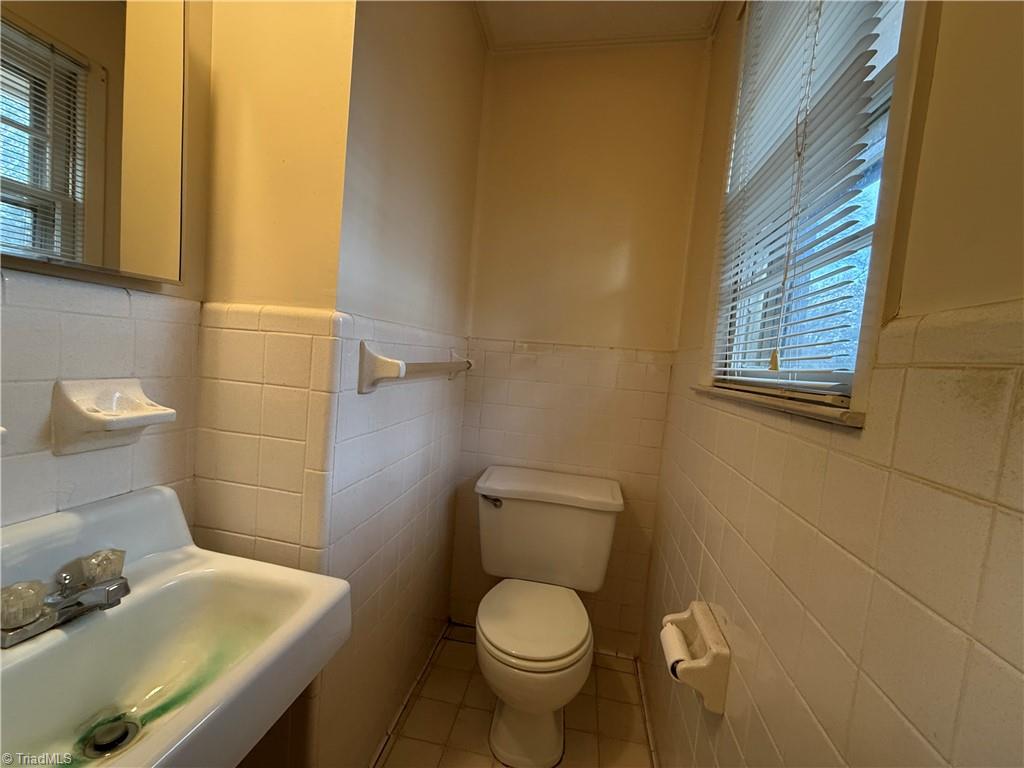 1257 Bethesda Church Road Ruffin, NC 27326 - Photo 10 of 15 1/2 bath