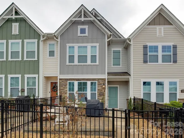 $3,250 | 3329 Ada Ml Alley, Charlotte, NC 28205