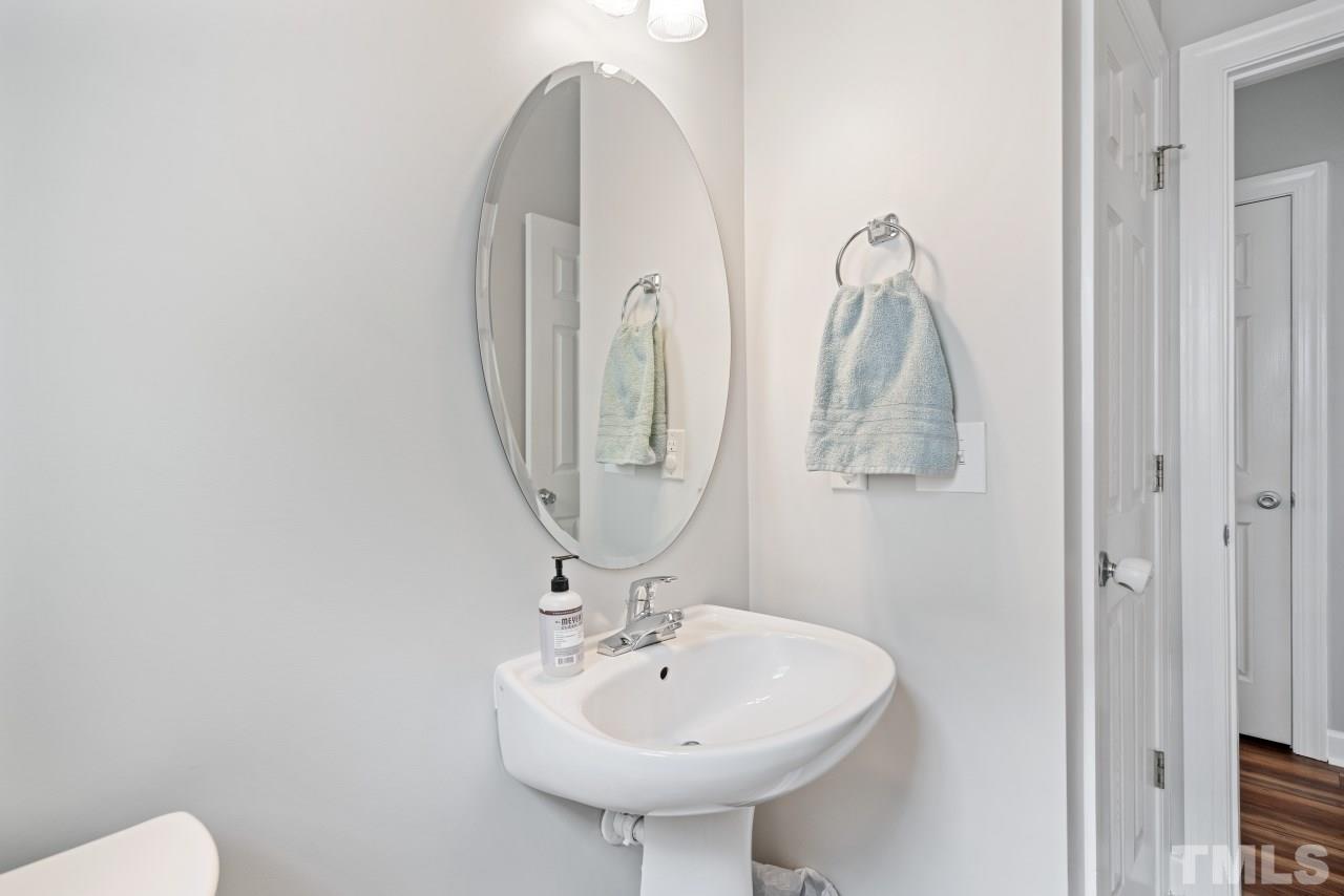 516 East Maple Avenue Holly Springs, NC 27540 - Photo 14 of 30