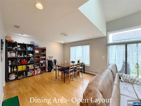 $5,000 | 205 Beech Court, Norwood, NJ 07648