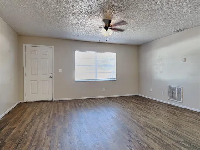 $1,599 | 15696 Bolesta Road, Unit A, Clearwater, FL 33760