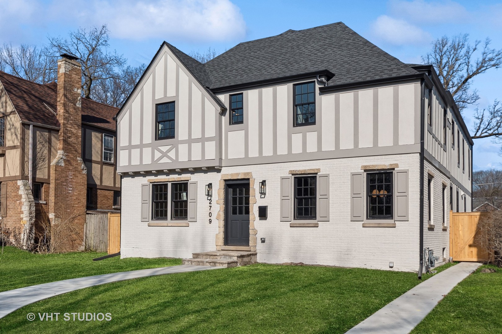 2709 Simpson Street, Evanston, IL 60201 Compass