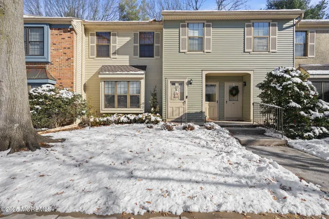 $400,000 | 283 Gloucester Court, Aberdeen, NJ 07747