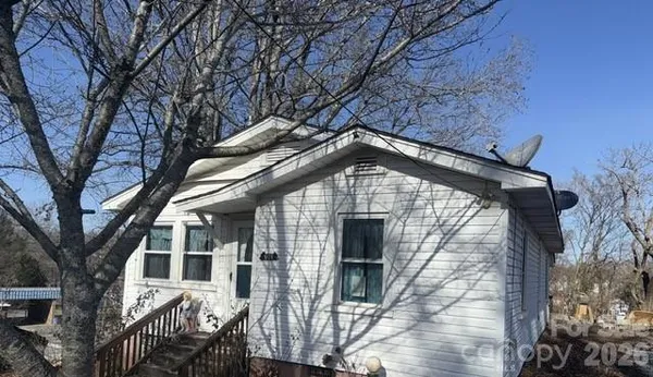 $110,000 | 901 State St Extension, Marion, NC 28752