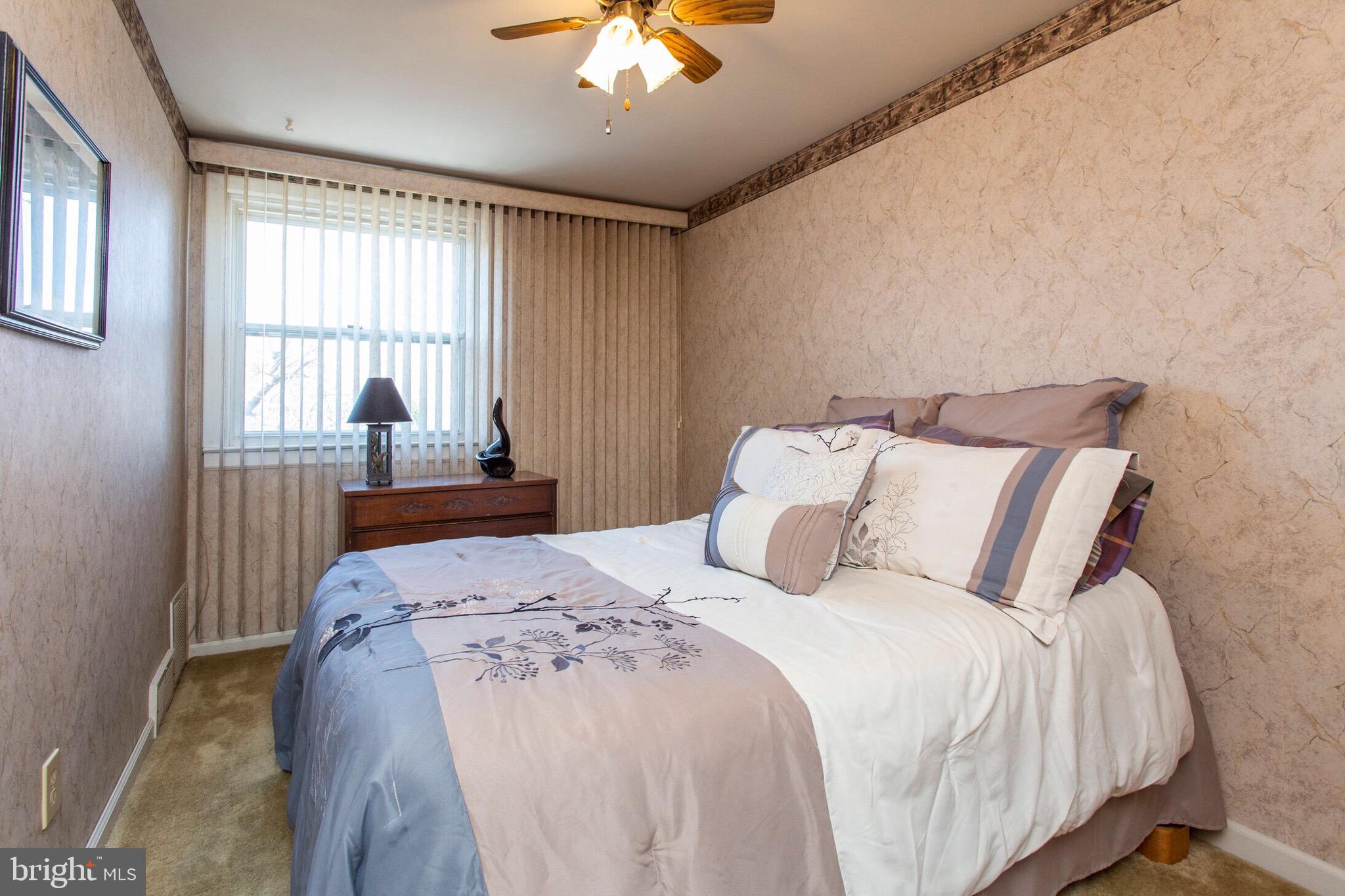 2092 Kent Road Folcroft, PA 19032 - Photo 14 of 19 Bedroom