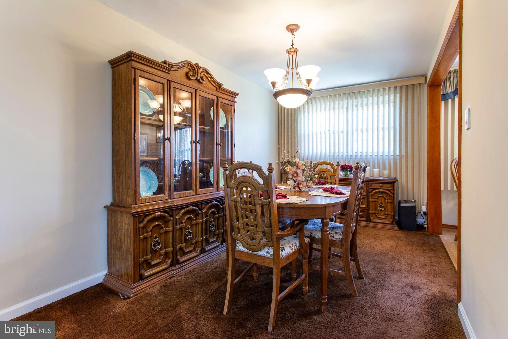 2092 Kent Road Folcroft, PA 19032 - Photo 6 of 19 Dining
