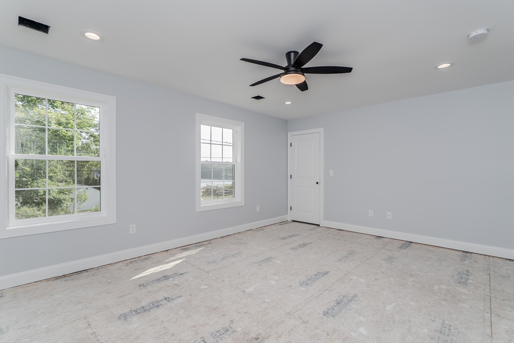 116 Homestead Avenue Springfield, MA 01151 - Photo 10 of 19 Gallery Image 10